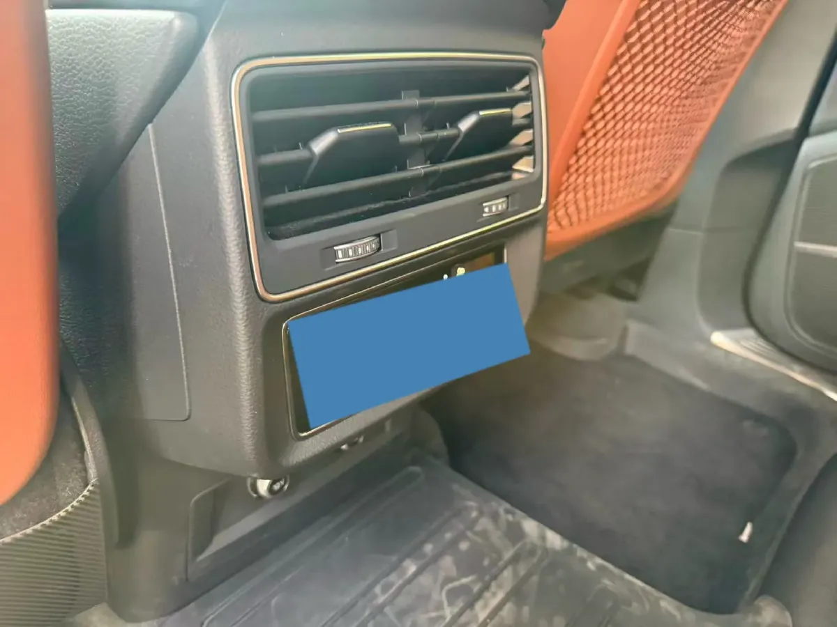 2022 Volkswagen Touareg 3.0T 340HP V6 8AT,autocango,china used car exporter,china ev exporter,chinese used car exporter,chinese used ev exporter