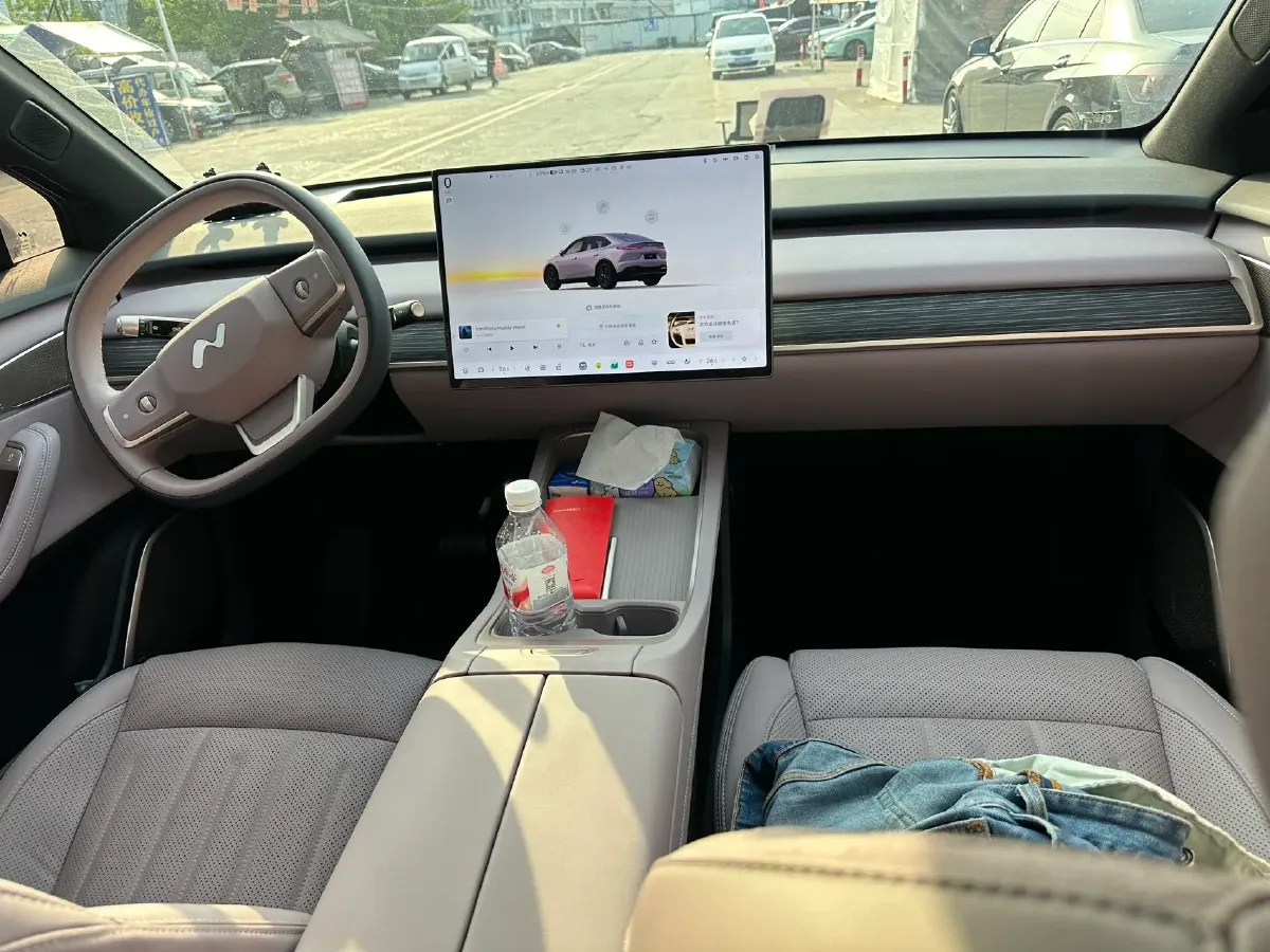 2024 ONVO L60 BEV 60KWH,autocango,china used car exporter,china ev exporter,chinese used car exporter,chinese used ev exporter