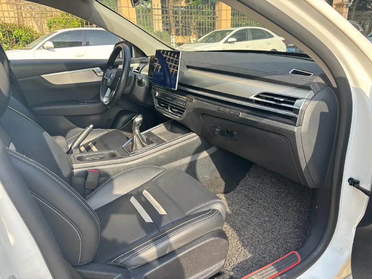 2019 BYD Qin Pro 1.5T 160HP L4 6MT,autocango,china used car exporter,china ev exporter,chinese used car exporter,chinese used ev exporter