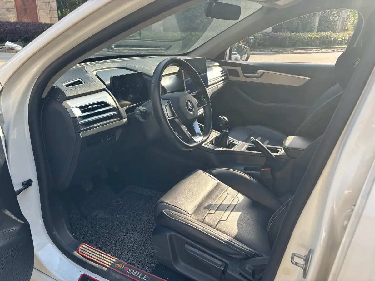 2019 BYD Qin Pro 1.5T 160HP L4 6MT,autocango,china used car exporter,china ev exporter,chinese used car exporter,chinese used ev exporter