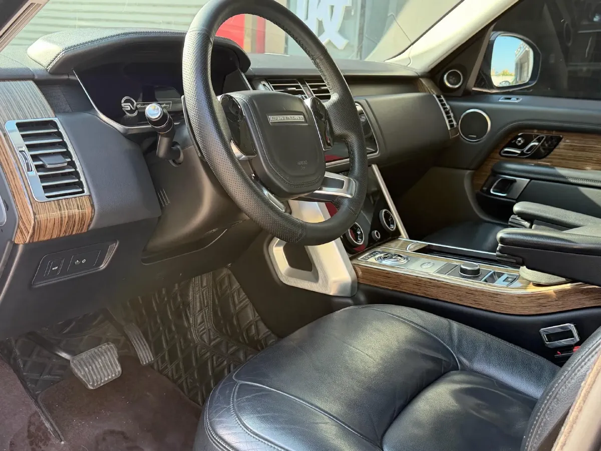 2019 BMW X7 3.0T 340HP L6 8AT,autocango,china used car exporter,china ev exporter,chinese used car exporter,chinese used ev exporter