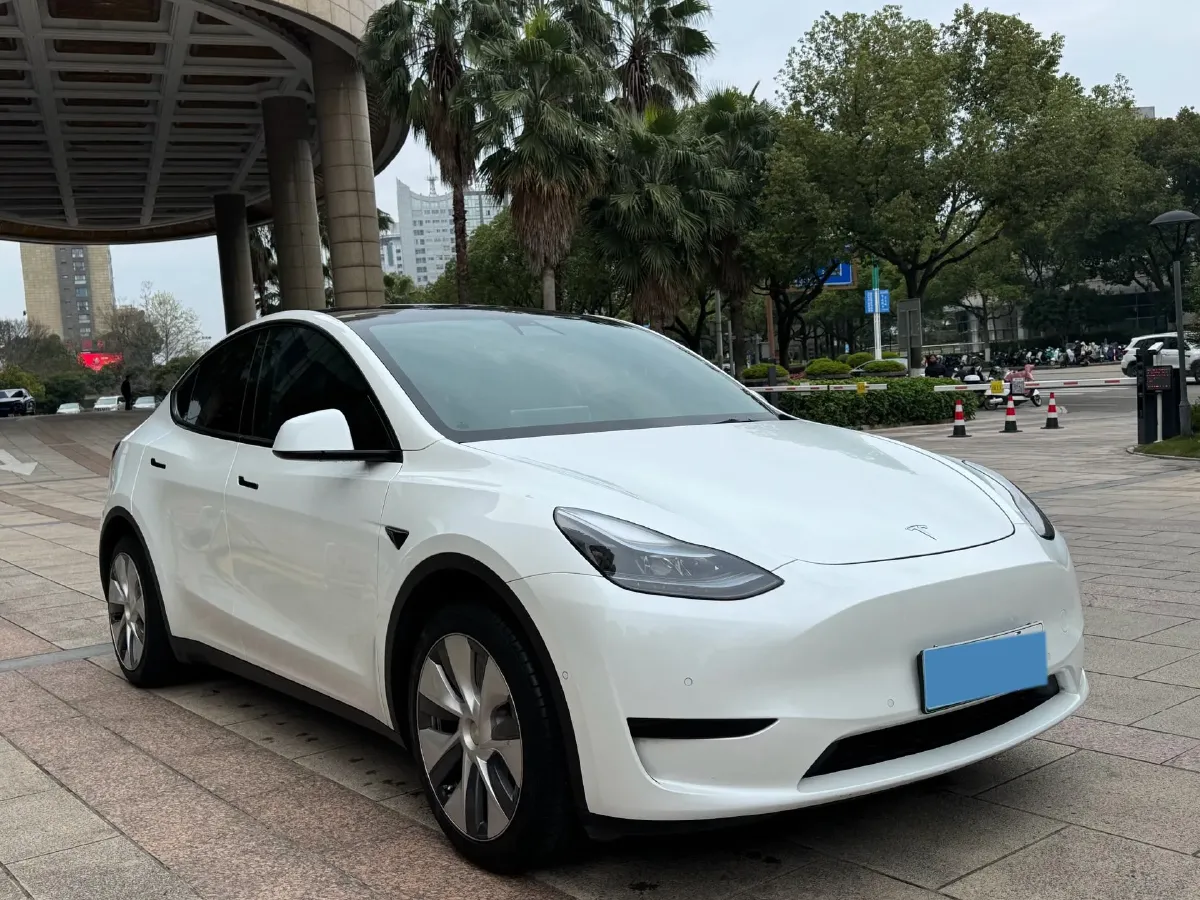 2022 Tesla Model Y BEV 60KWH,autocango,china used car exporter,china ev exporter,chinese used car exporter,chinese used ev exporter