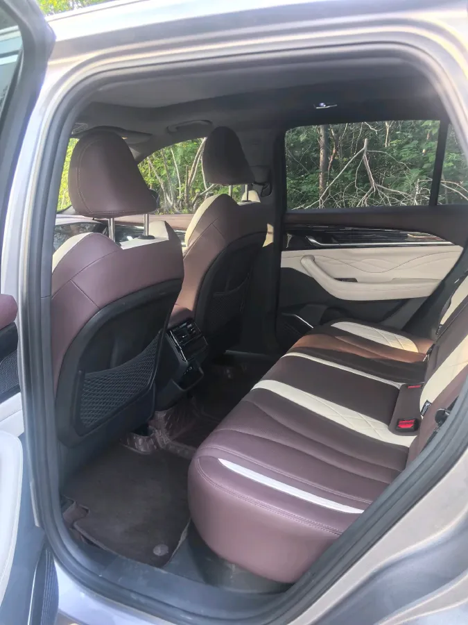 2024 Geely Monjaro 2.0T 218HP L4 7DCT,autocango,china used car exporter,china ev exporter,chinese used car exporter,chinese used ev exporter