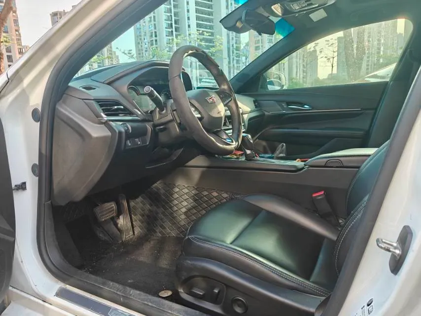 2020 Cadillac CT4 2.0T 237HP L4 8AT,autocango,china used car exporter,china ev exporter,chinese used car exporter,chinese used ev exporter
