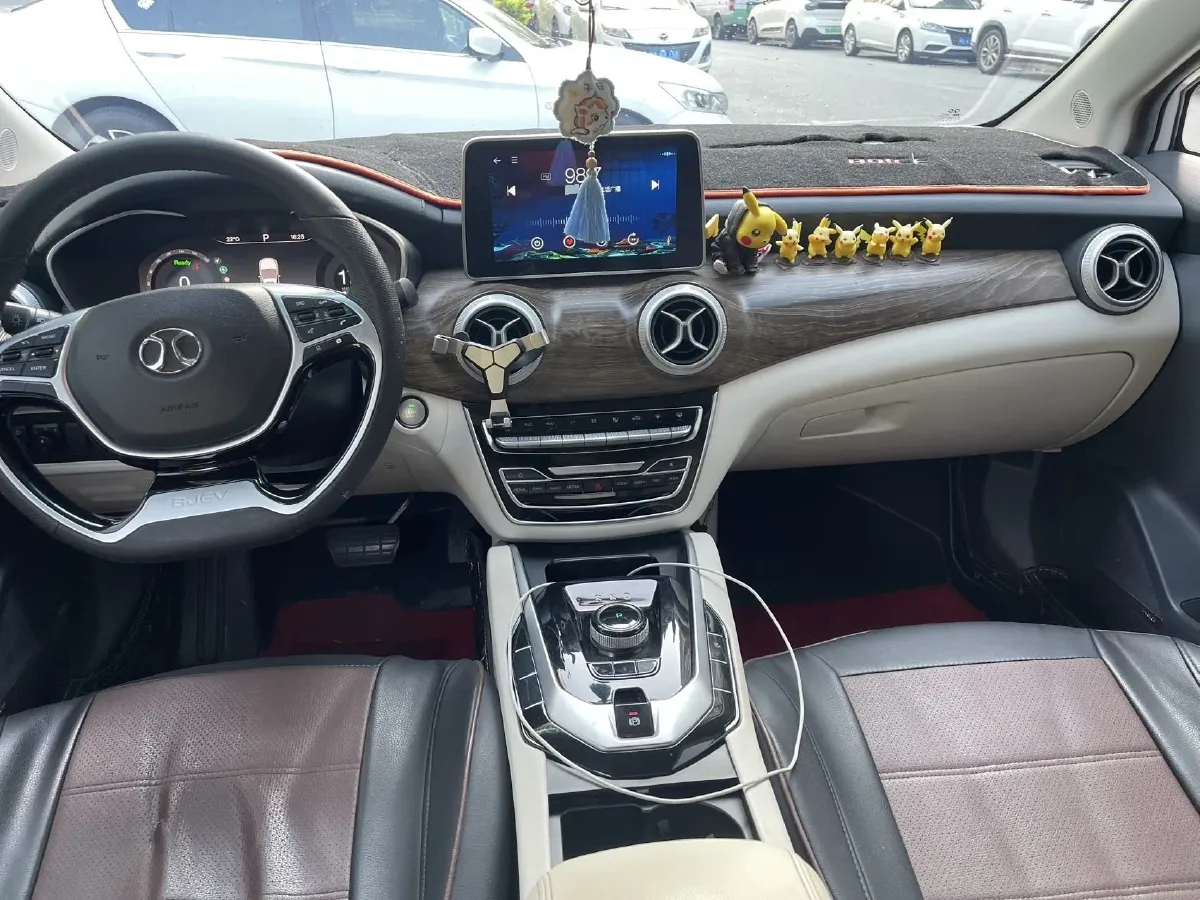 2018 BeiJing Auto EU5 BEV 53.66KWH,autocango,china used car exporter,china ev exporter,chinese used car exporter,chinese used ev exporter