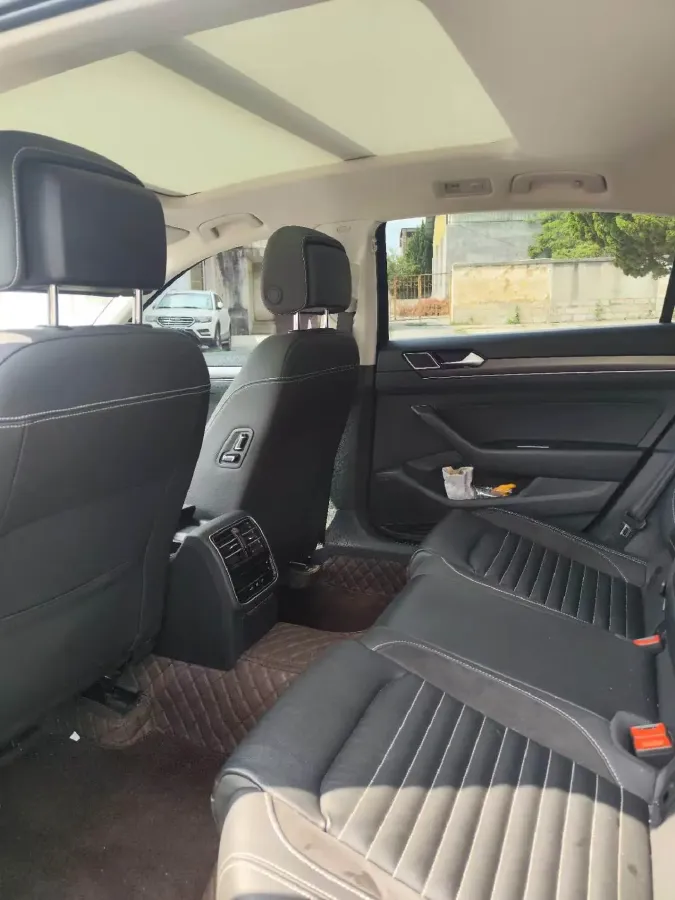 2020 Volkswagen Magotan 1.4T 150HP L4 7DCT,autocango,china used car exporter,china ev exporter,chinese used car exporter,chinese used ev exporter