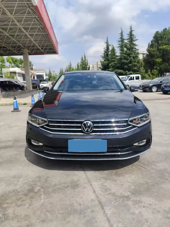 2020 Volkswagen Magotan 1.4T 150HP L4 7DCT,autocango,china used car exporter,china ev exporter,chinese used car exporter,chinese used ev exporter