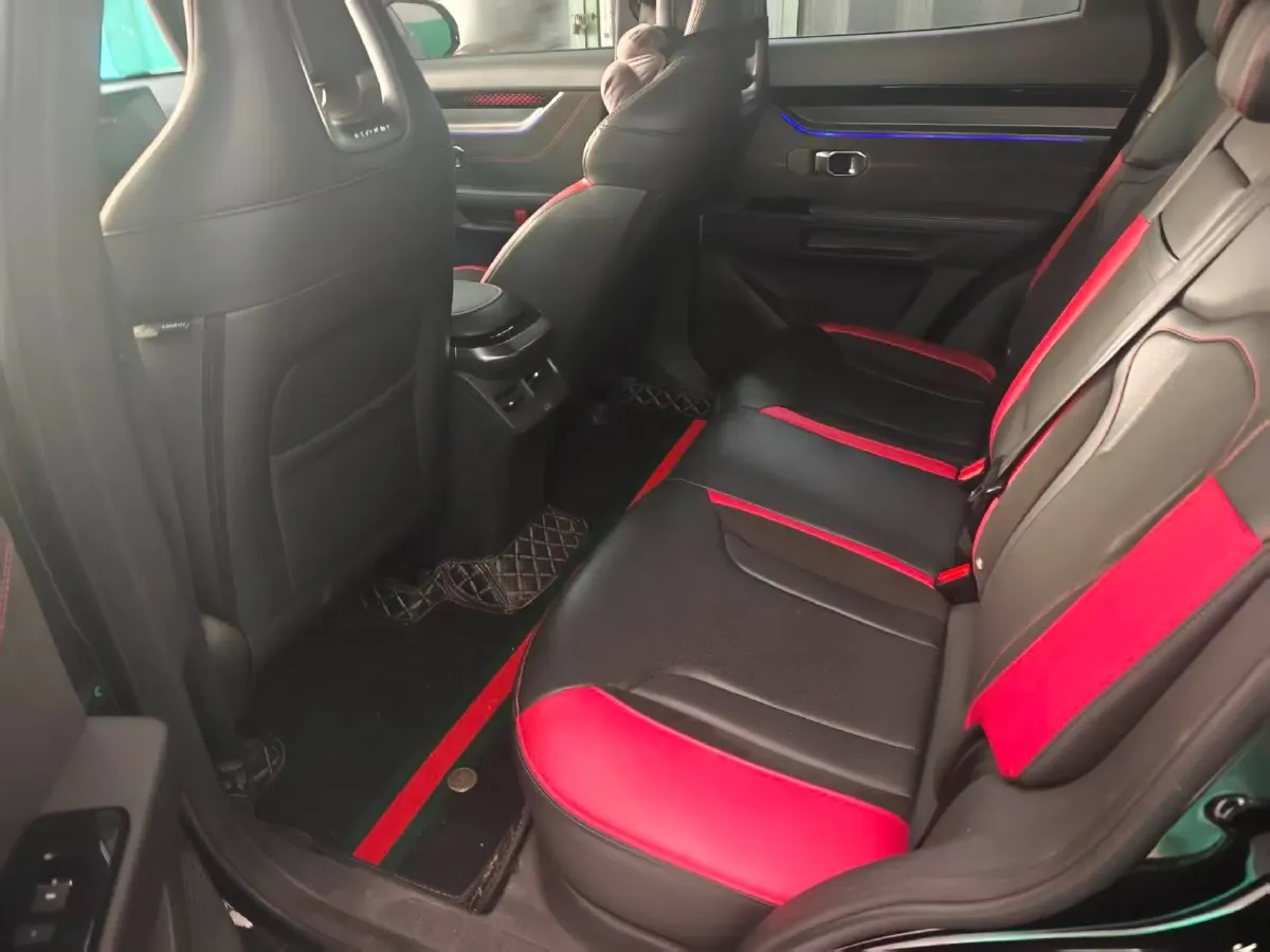 2022 Jetour DASHING 1.6T 197HP L4 7DCT,autocango,china used car exporter,china ev exporter,chinese used car exporter,chinese used ev exporter