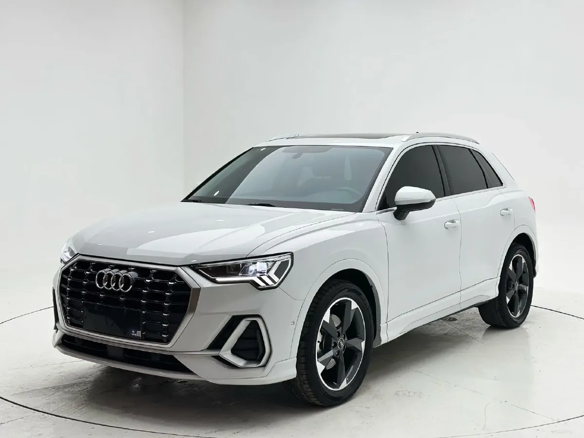 2022 Audi Q3 1.4T 150HP L4 7DCT,autocango,china used car exporter,china ev exporter,chinese used car exporter,chinese used ev exporter
