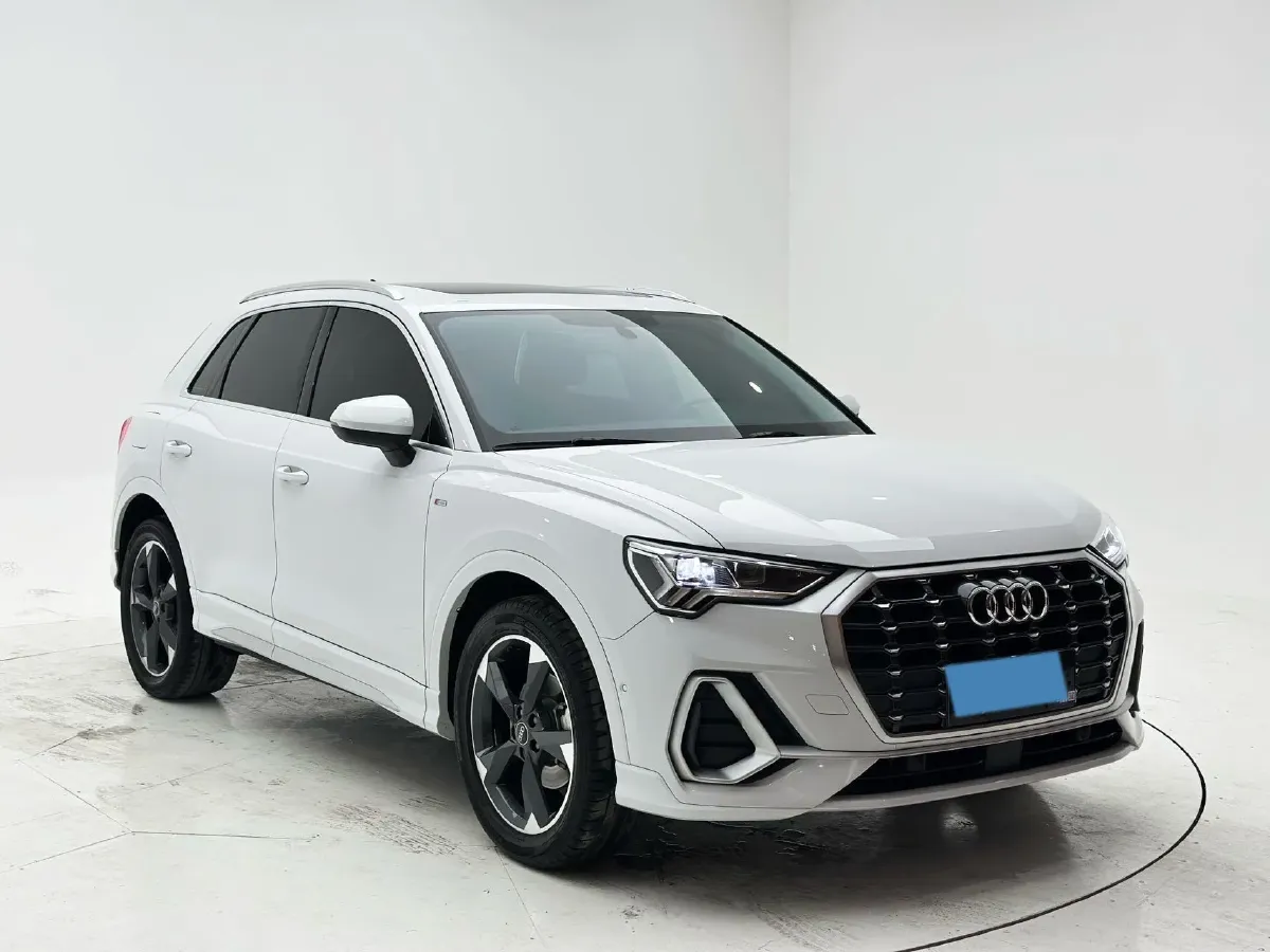 2022 Audi Q3 1.4T 150HP L4 7DCT,autocango,china used car exporter,china ev exporter,chinese used car exporter,chinese used ev exporter