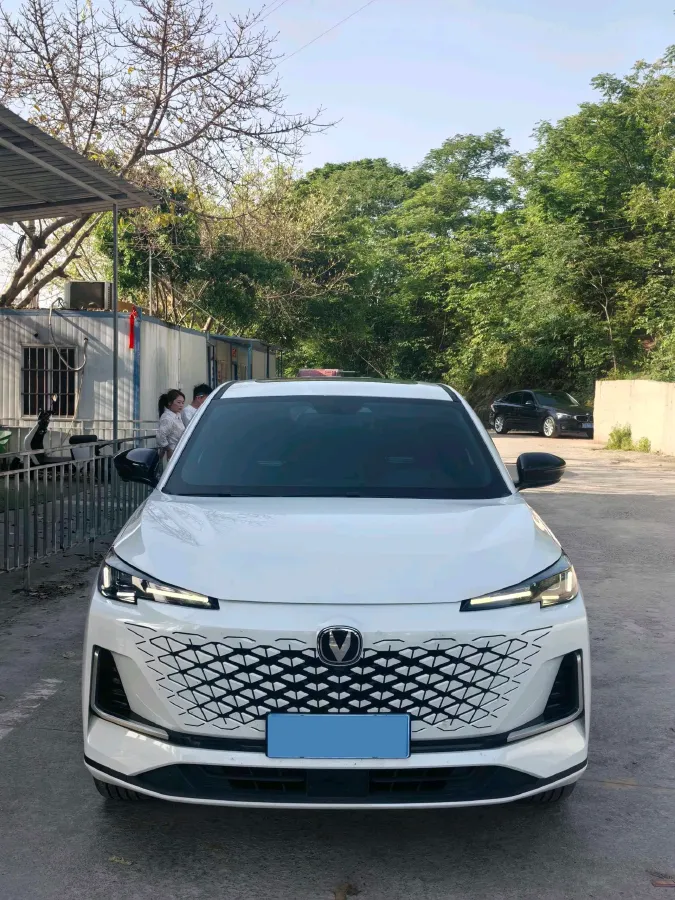 2024 ChangAn CS55 Plus 1.5T 188HP L4 7DCT,autocango,china used car exporter,china ev exporter,chinese used car exporter,chinese used ev exporter