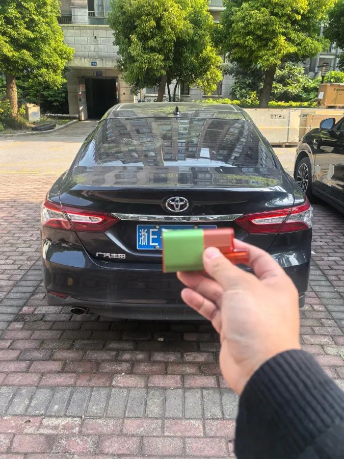 2021 Toyota Camry 2.5L 209HP L4 8AT,autocango,china used car exporter,china ev exporter,chinese used car exporter,chinese used ev exporter