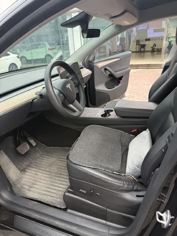 2021 Tesla Model Y BEV 60KWH,autocango,china used car exporter,china ev exporter,chinese used car exporter,chinese used ev exporter