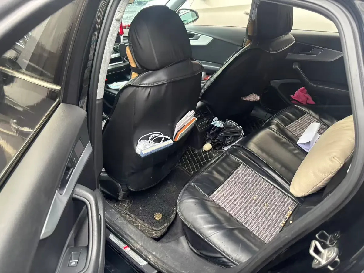 2019 Audi A4L 2.0T 190HP L4 7DCT,autocango,china used car exporter,china ev exporter,chinese used car exporter,chinese used ev exporter