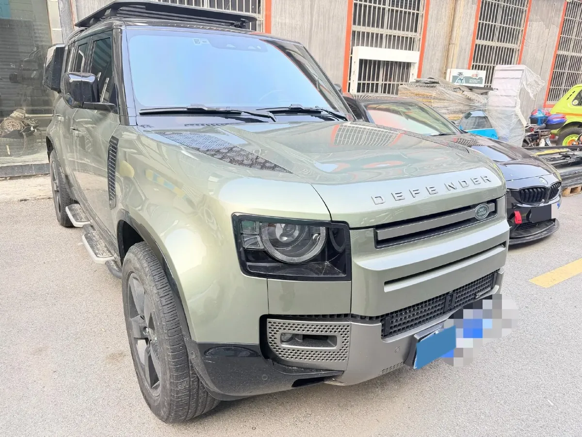 2023 Land Rover Defender 3.0T 400HP L6 8AT,autocango,china used car exporter,china ev exporter,chinese used car exporter,chinese used ev exporter