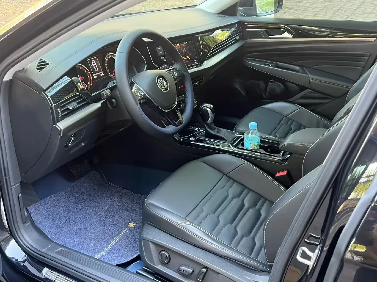 2019 Skoda Kodiak 2.0T 186HP L4 7DCT,autocango,china used car exporter,china ev exporter,chinese used car exporter,chinese used ev exporter