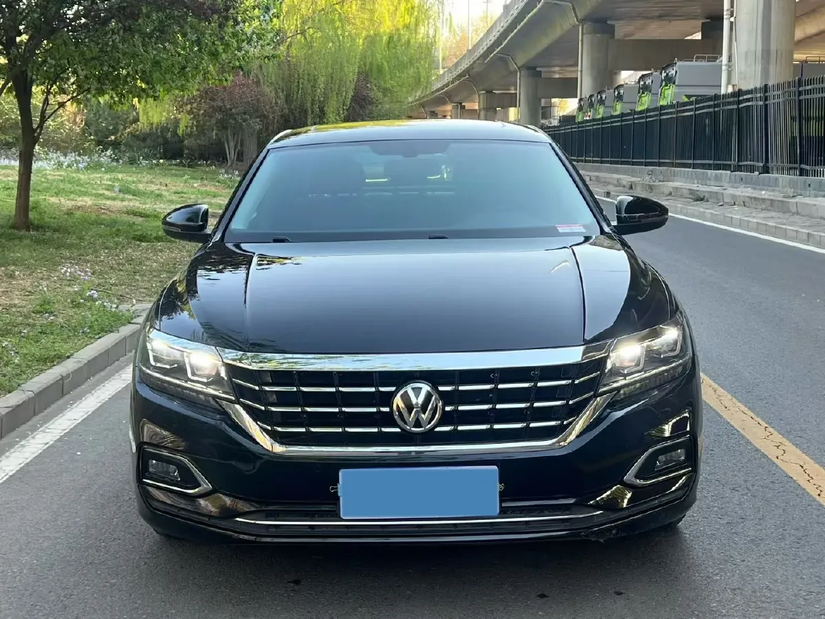 2019 Skoda Kodiak 2.0T 186HP L4 7DCT,autocango,china used car exporter,china ev exporter,chinese used car exporter,chinese used ev exporter