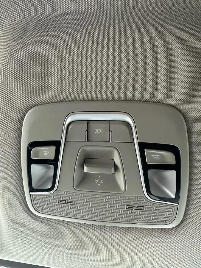 2021 Geely Coolray 1.4T 141HP L4 6DCT,autocango,china used car exporter,china ev exporter,chinese used car exporter,chinese used ev exporter