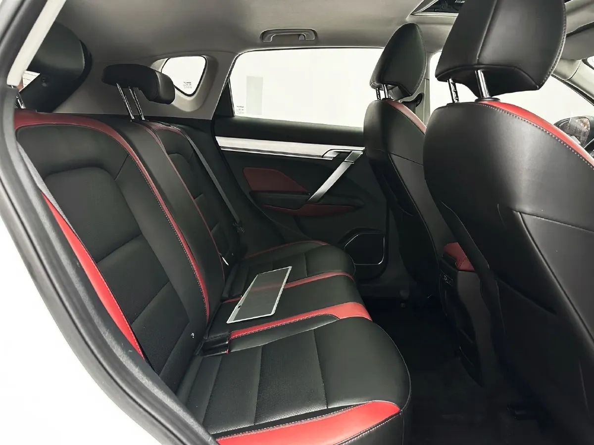 2021 Geely Coolray 1.4T 141HP L4 6DCT,autocango,china used car exporter,china ev exporter,chinese used car exporter,chinese used ev exporter