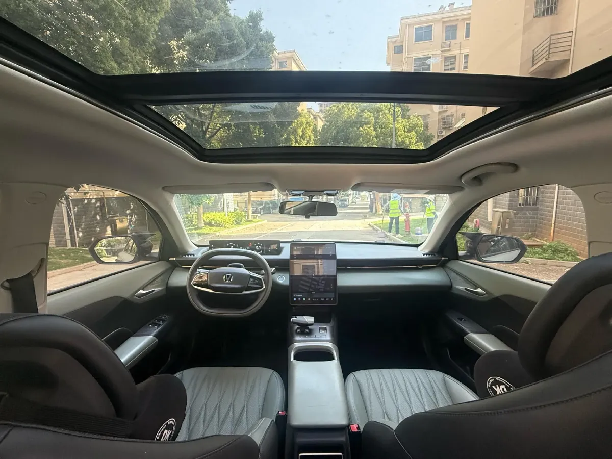 2023 ChangAn Oshan Z6 1.5T 188HP L4 7DCT,autocango,china used car exporter,china ev exporter,chinese used car exporter,chinese used ev exporter