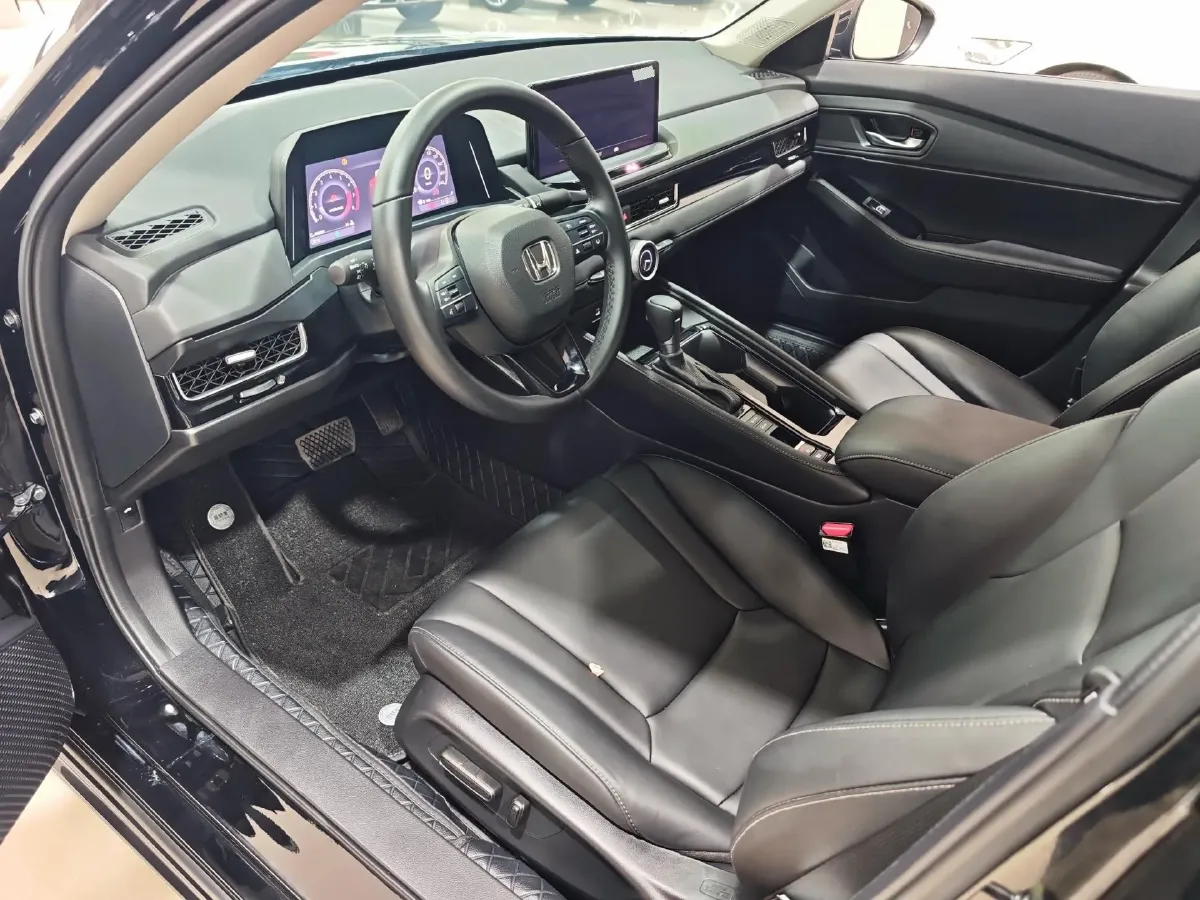 2025 Honda Inspire 1.5T 192HP L4 CVT,autocango,china used car exporter,china ev exporter,chinese used car exporter,chinese used ev exporter