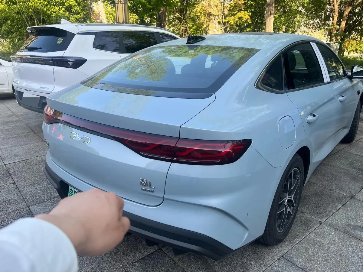 2026 BYD QinL 1.5L 101HP L4 E-CVT PHEV,autocango,china used car exporter,china ev exporter,chinese used car exporter,chinese used ev exporter