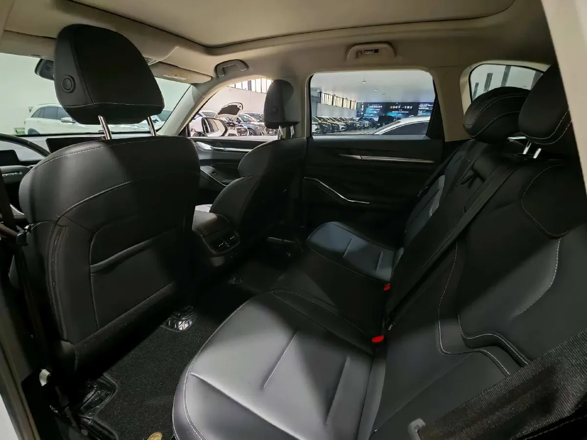 2023 Haval H6 1.5T 154HP L4 2DHT PHEV 19.94KWH,autocango,china used car exporter,china ev exporter,chinese used car exporter,chinese used ev exporter