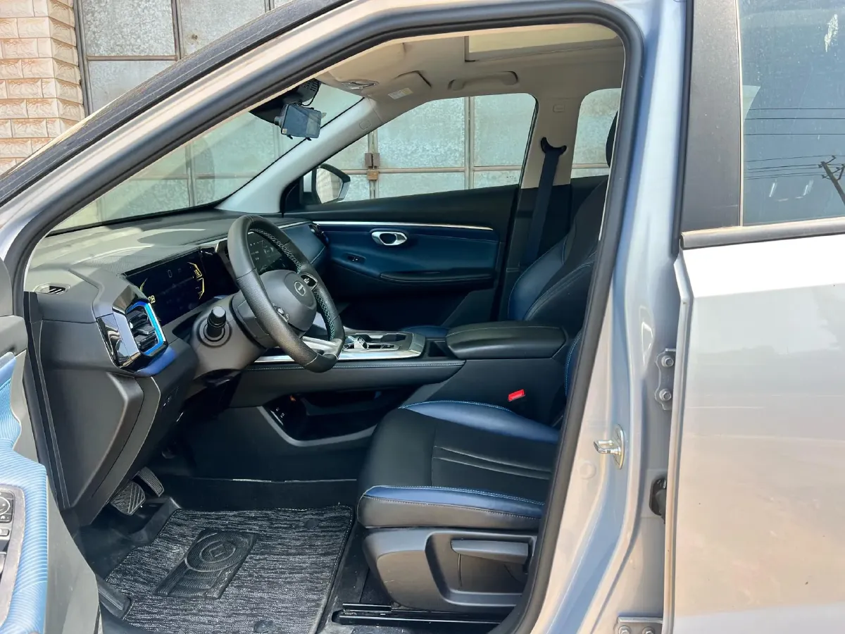 2023 GAC Trumpchi GS3 1.5T 177HP L4 7DCT,autocango,china used car exporter,china ev exporter,chinese used car exporter,chinese used ev exporter