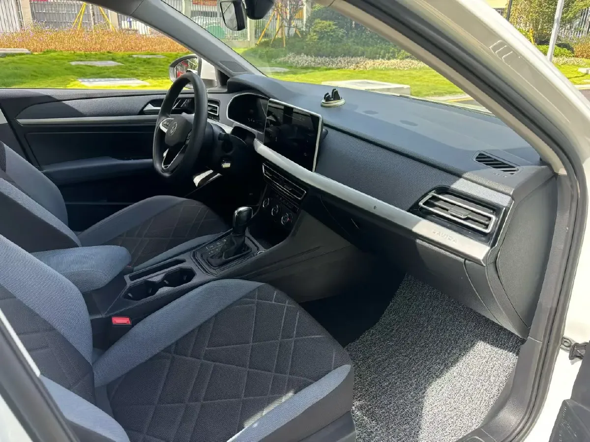 2023 Volkswagen Lavida 1.5L 110HP L4 6AT,autocango,china used car exporter,china ev exporter,chinese used car exporter,chinese used ev exporter