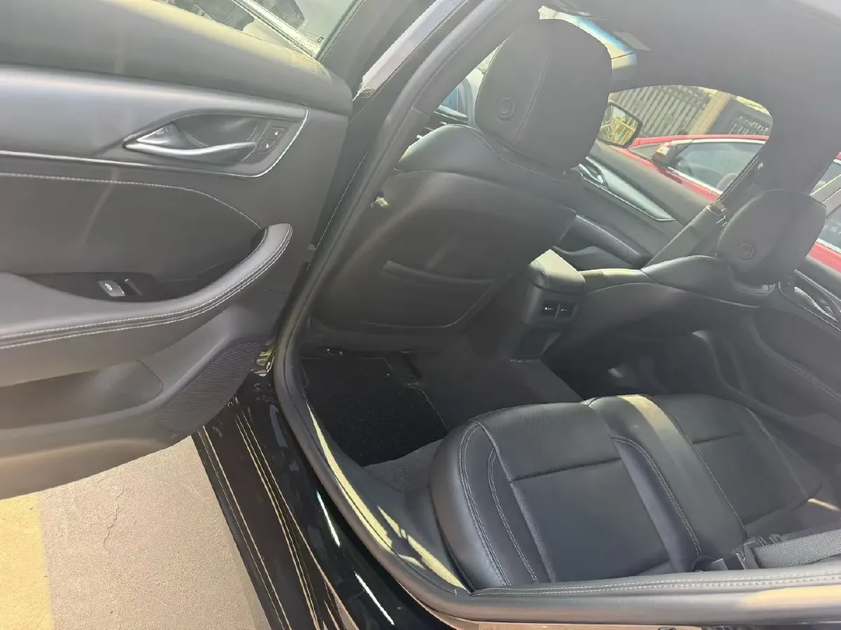 2023 Cadillac CT5 2.0T 237HP L4 10AT,autocango,china used car exporter,china ev exporter,chinese used car exporter,chinese used ev exporter