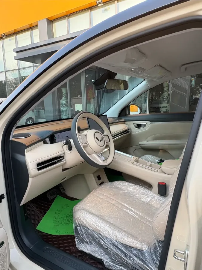 2025 WuLing HongGuang New Energy REEV 99HP REEV,autocango,china used car exporter,china ev exporter,chinese used car exporter,chinese used ev exporter