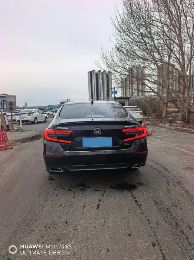 2022 Honda Accord 1.5T 194HP L4 CVT,autocango,china used car exporter,china ev exporter,chinese used car exporter,chinese used ev exporter