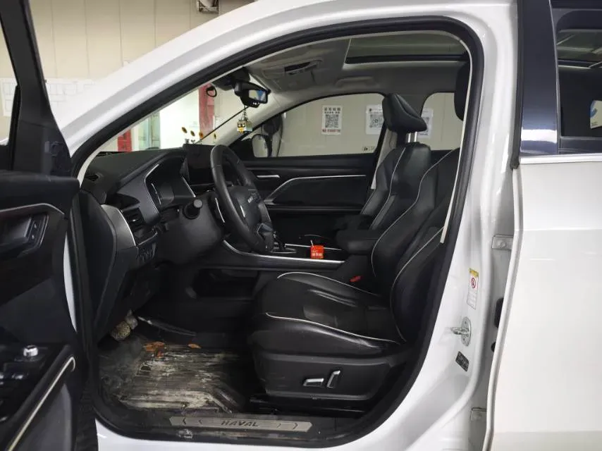 2021 Haval H6 1.5T 169HP L4 7DCT,autocango,china used car exporter,china ev exporter,chinese used car exporter,chinese used ev exporter