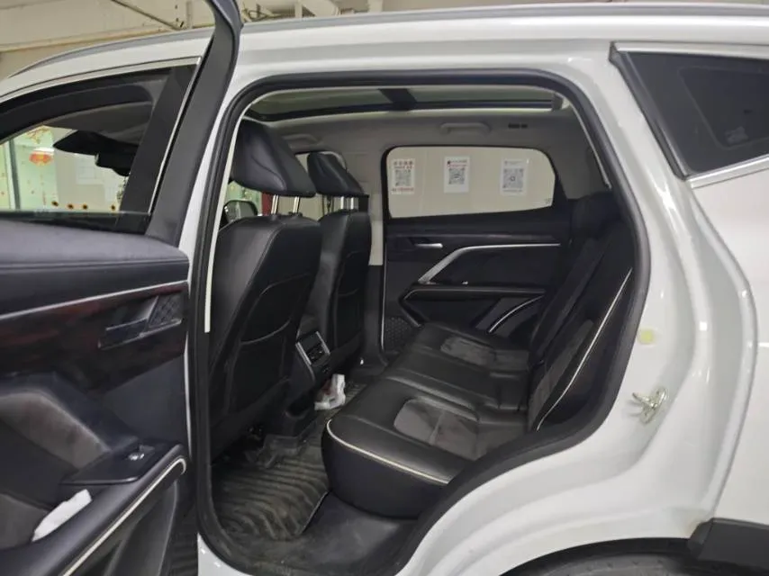 2021 Haval H6 1.5T 169HP L4 7DCT,autocango,china used car exporter,china ev exporter,chinese used car exporter,chinese used ev exporter