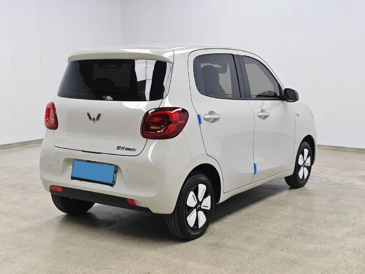 2025 WuLing HongGuang MINI EV BEV 16.2KWH,autocango,china used car exporter,china ev exporter,chinese used car exporter,chinese used ev exporter