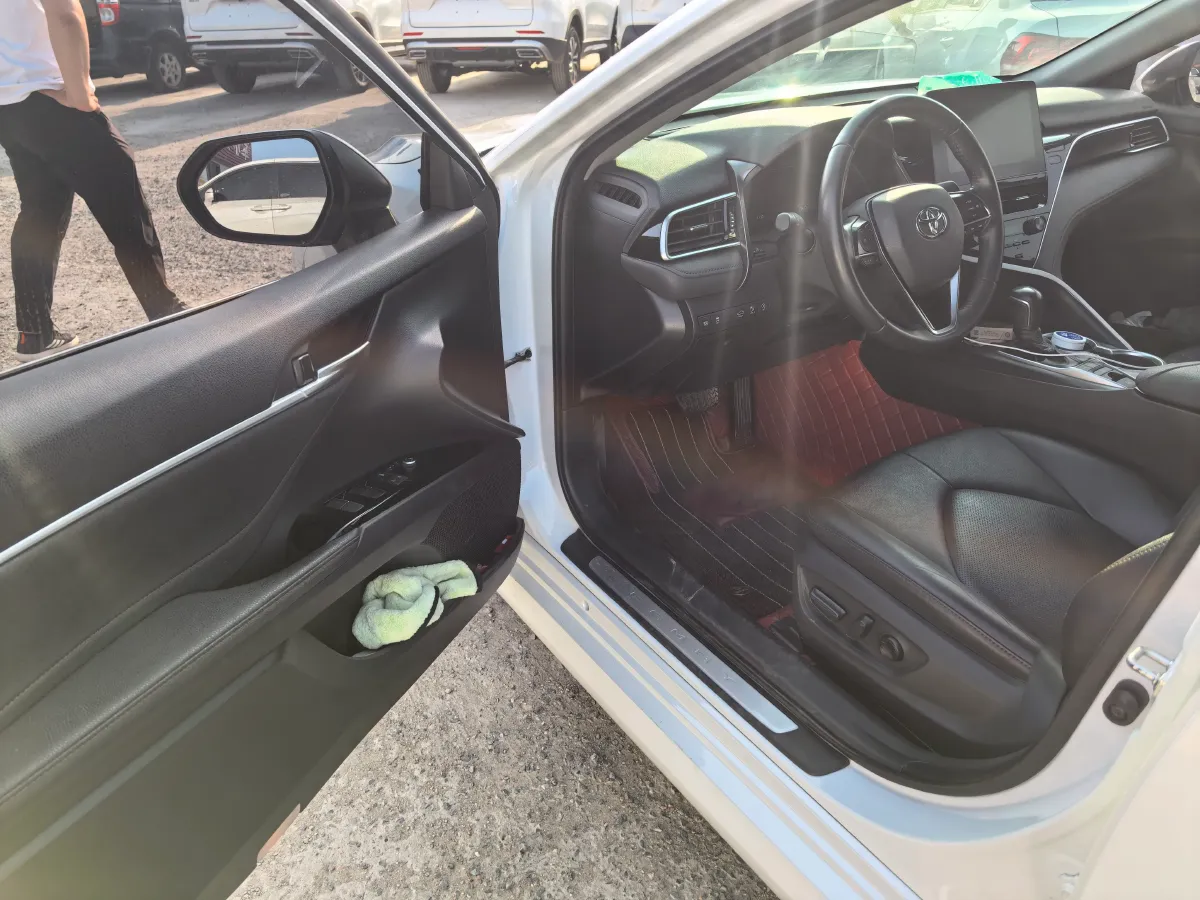 2021 Toyota Camry 2.5L 209HP L4 8AT,autocango,china used car exporter,china ev exporter,chinese used car exporter,chinese used ev exporter