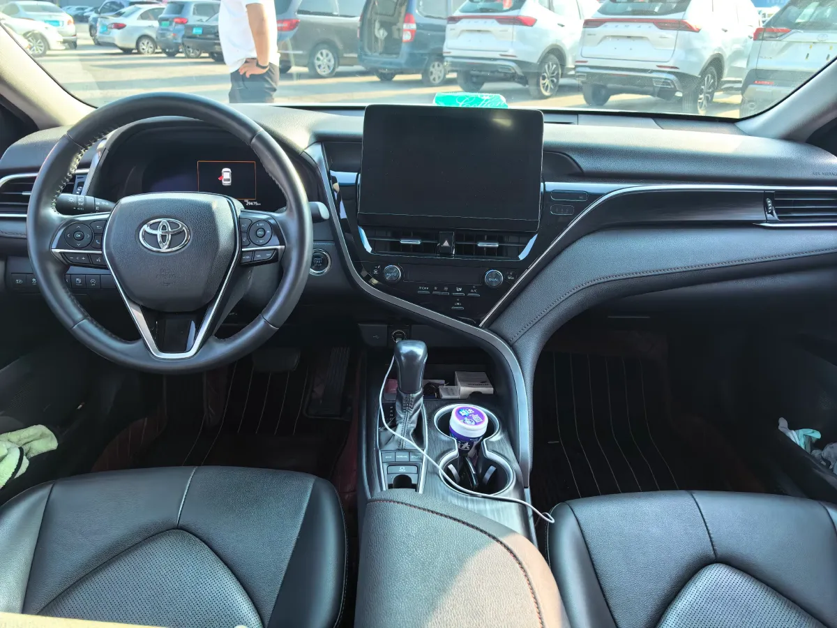 2021 Toyota Camry 2.5L 209HP L4 8AT,autocango,china used car exporter,china ev exporter,chinese used car exporter,chinese used ev exporter