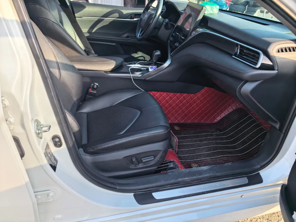 2021 Toyota Camry 2.5L 209HP L4 8AT,autocango,china used car exporter,china ev exporter,chinese used car exporter,chinese used ev exporter