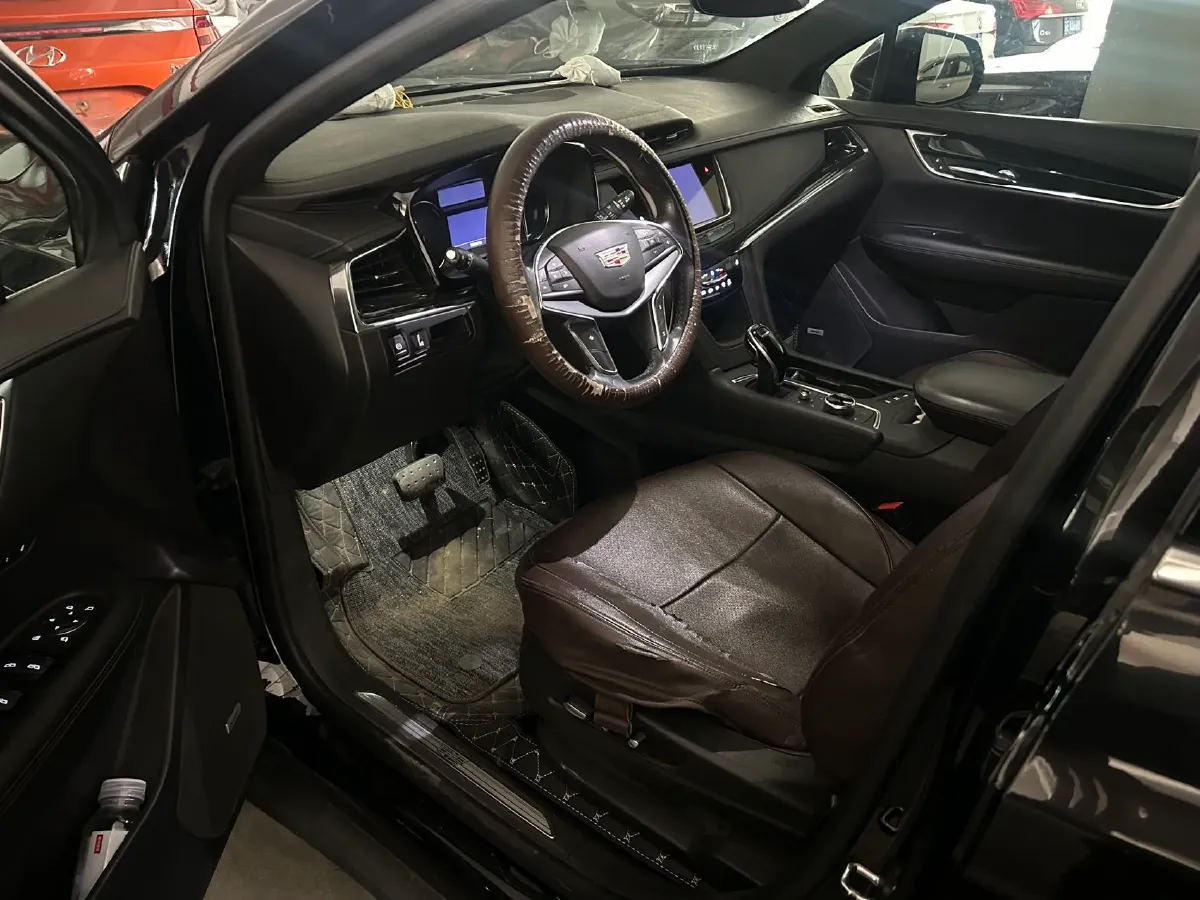 2020 Cadillac XT5 2.0T 237HP L4 9AT,autocango,china used car exporter,china ev exporter,chinese used car exporter,chinese used ev exporter