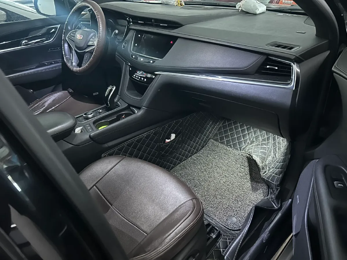 2020 Cadillac XT5 2.0T 237HP L4 9AT,autocango,china used car exporter,china ev exporter,chinese used car exporter,chinese used ev exporter