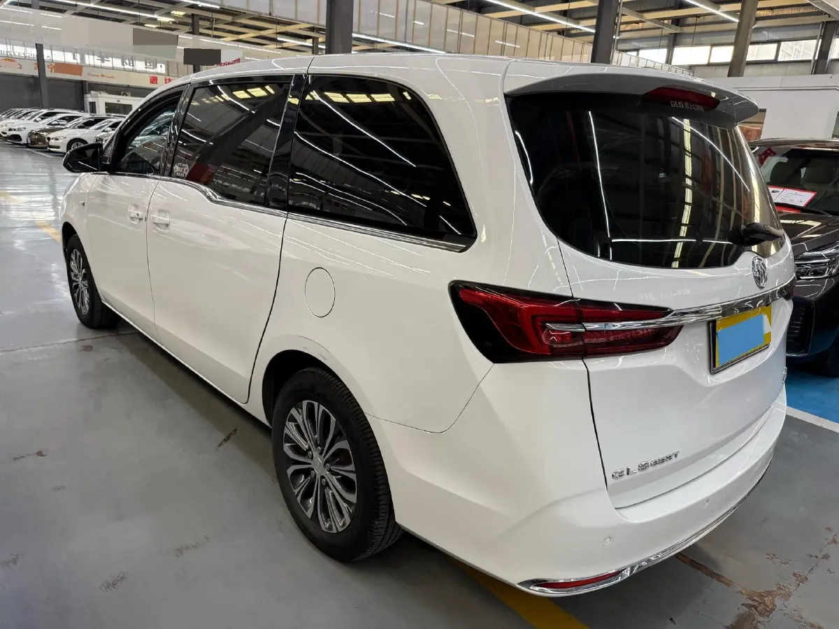 2021 Buick GL8 2.0T 237HP L4 9AT,autocango,china used car exporter,china ev exporter,chinese used car exporter,chinese used ev exporter