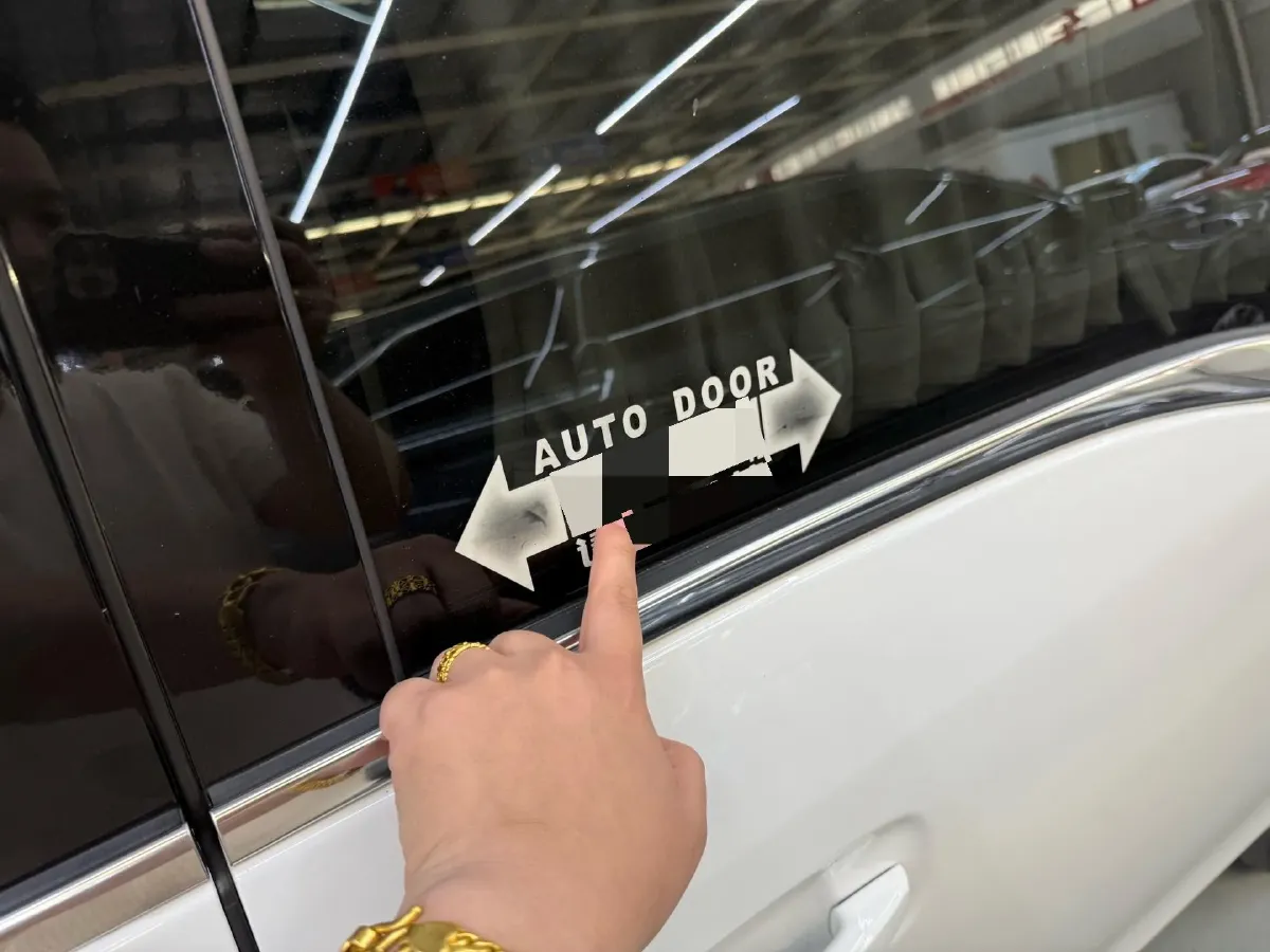 2021 Buick GL8 2.0T 237HP L4 9AT,autocango,china used car exporter,china ev exporter,chinese used car exporter,chinese used ev exporter