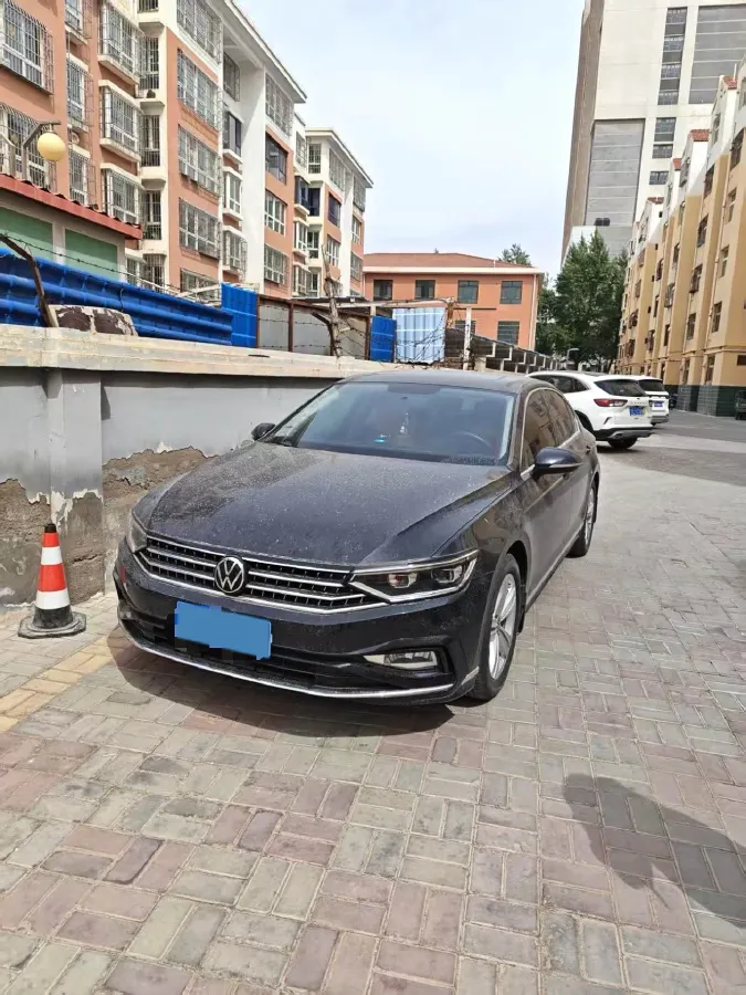 2024 Volkswagen Magotan 1.4T 150HP L4 7DCT,autocango,china used car exporter,china ev exporter,chinese used car exporter,chinese used ev exporter