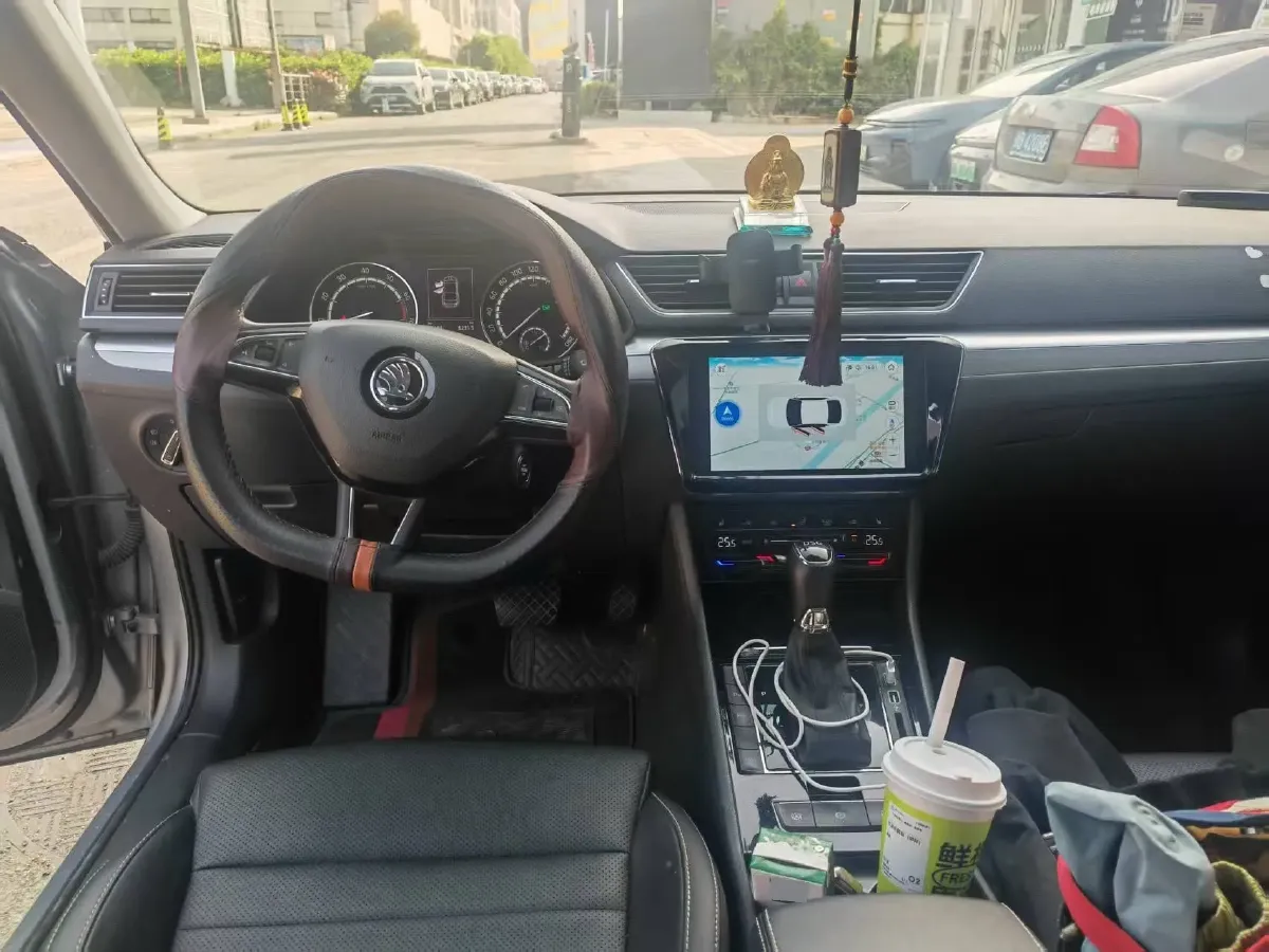 2019 Skoda Superb 1.4T 150HP L4 7DCT,autocango,china used car exporter,china ev exporter,chinese used car exporter,chinese used ev exporter