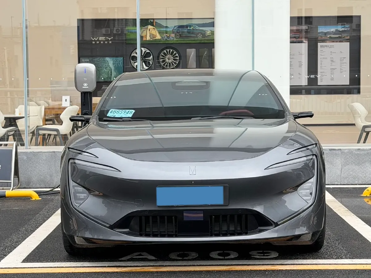 2025 Avatr 12 BEV,autocango,china used car exporter,china ev exporter,chinese used car exporter,chinese used ev exporter