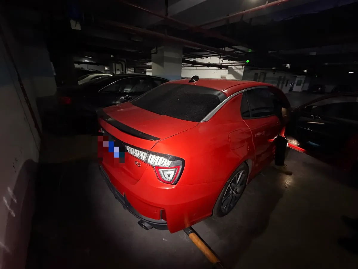 2018 Toyota C-HR 2.0L 171HP L4 CVT,autocango,china used car exporter,china ev exporter,chinese used car exporter,chinese used ev exporter