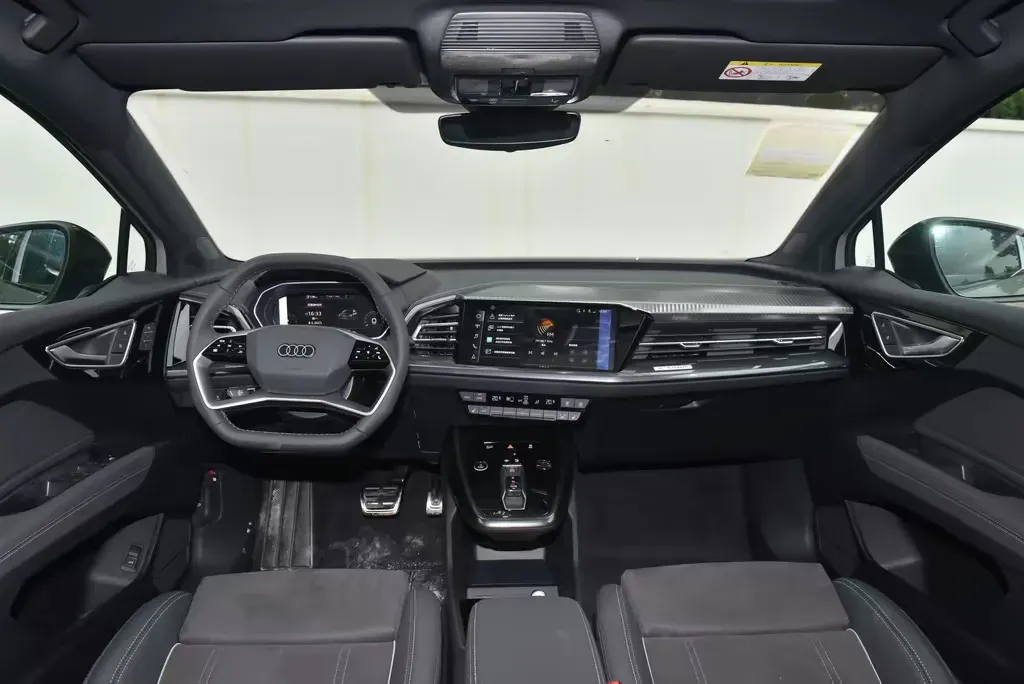 2023 Audi Q4 e-tron BEV 84.8KWH,autocango,china used car exporter,china ev exporter,chinese used car exporter,chinese used ev exporter