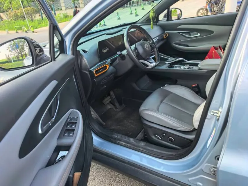 2022 ChangAn UNI-T 1.5T 188HP L4 7DCT,autocango,china used car exporter,china ev exporter,chinese used car exporter,chinese used ev exporter