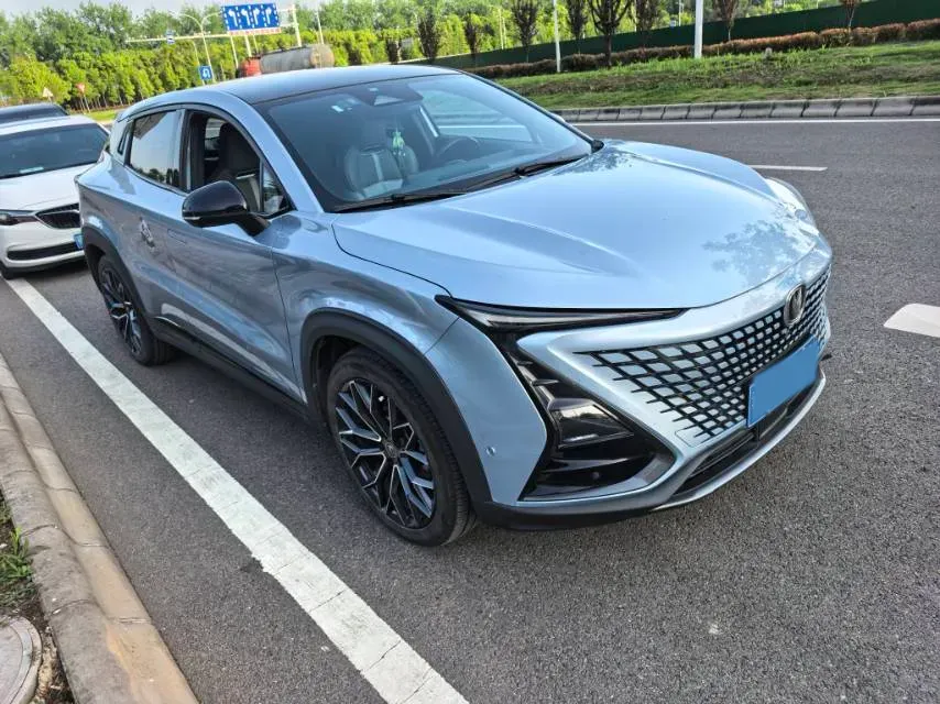 2022 ChangAn UNI-T 1.5T 188HP L4 7DCT,autocango,china used car exporter,china ev exporter,chinese used car exporter,chinese used ev exporter