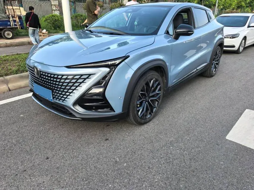 2022 ChangAn UNI-T 1.5T 188HP L4 7DCT,autocango,china used car exporter,china ev exporter,chinese used car exporter,chinese used ev exporter